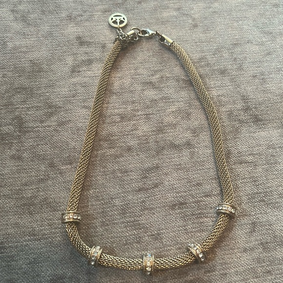 Vintage Crown Trifari gold mesh choker with rhinestones - Picture 1 of 6